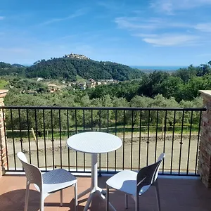 la-sarticola.hotelitalianriviera.com/