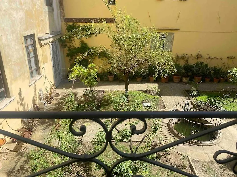 The Secret Garden Apartment Florence